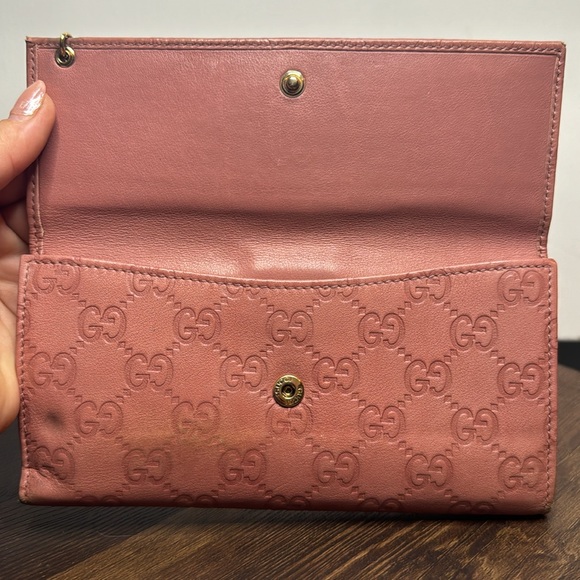 Authentic Gucci Wallet - Pre-loved - Picture 4 of 13